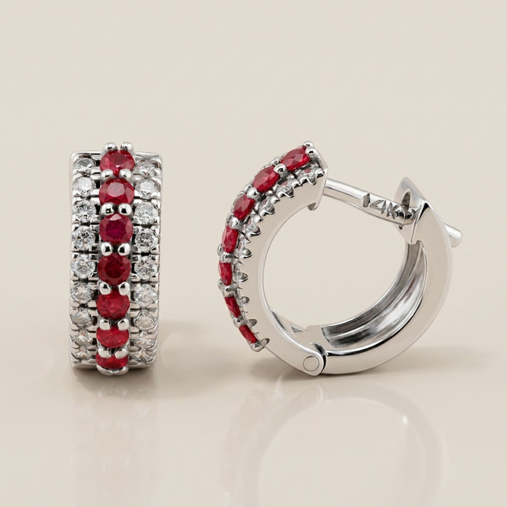 Arracadas de Rubíes con 0.38 CTS Total y Diamantes con 0.36 CTS Total en Oro Blanco de 14K