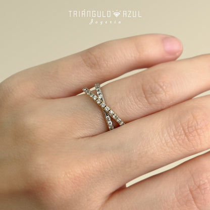 Churumbela Cruzada de Diamantes con 0.63 CTS Total en Oro Amarillo y Oro Blanco de 14K