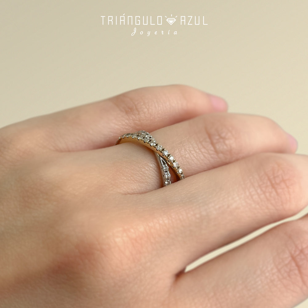 Churumbela Cruzada de Diamantes con 0.63 CTS Total en Oro Amarillo y Oro Blanco de 14K