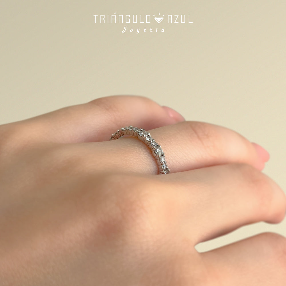 Churumbela Splitprongs de Diamantes con 0.45 CTS Total en Oro Blanco de 14K