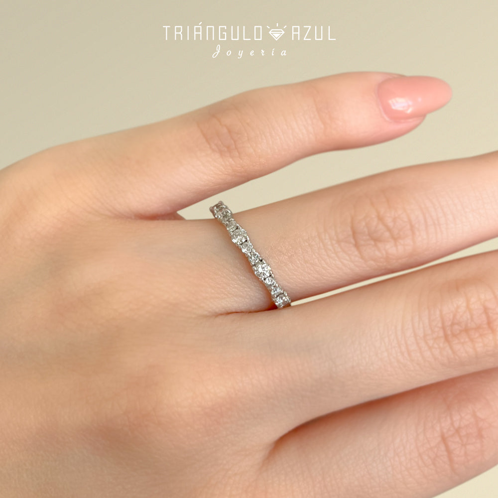 Churumbela Splitprongs de Diamantes con 0.45 CTS Total en Oro Blanco de 14K