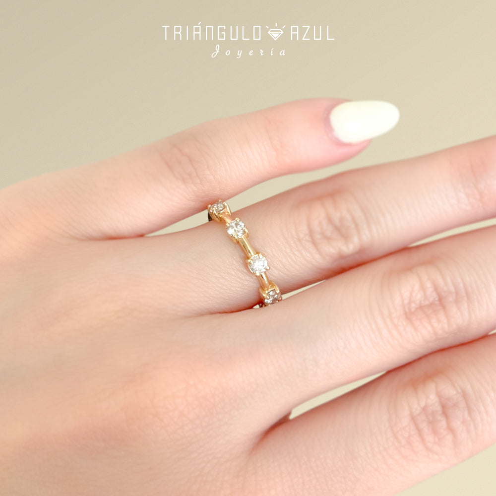 Churumbela de Diamantes con 0.51 CTS Total en Oro Amarillo de 14K