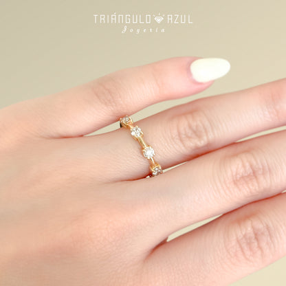 Churumbela de Diamantes con 0.51 CTS Total en Oro Amarillo de 14K