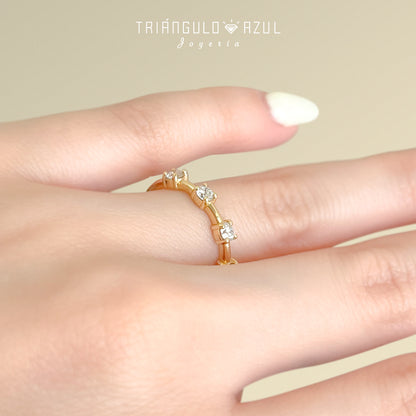 Churumbela de Diamantes con 0.51 CTS Total en Oro Amarillo de 14K