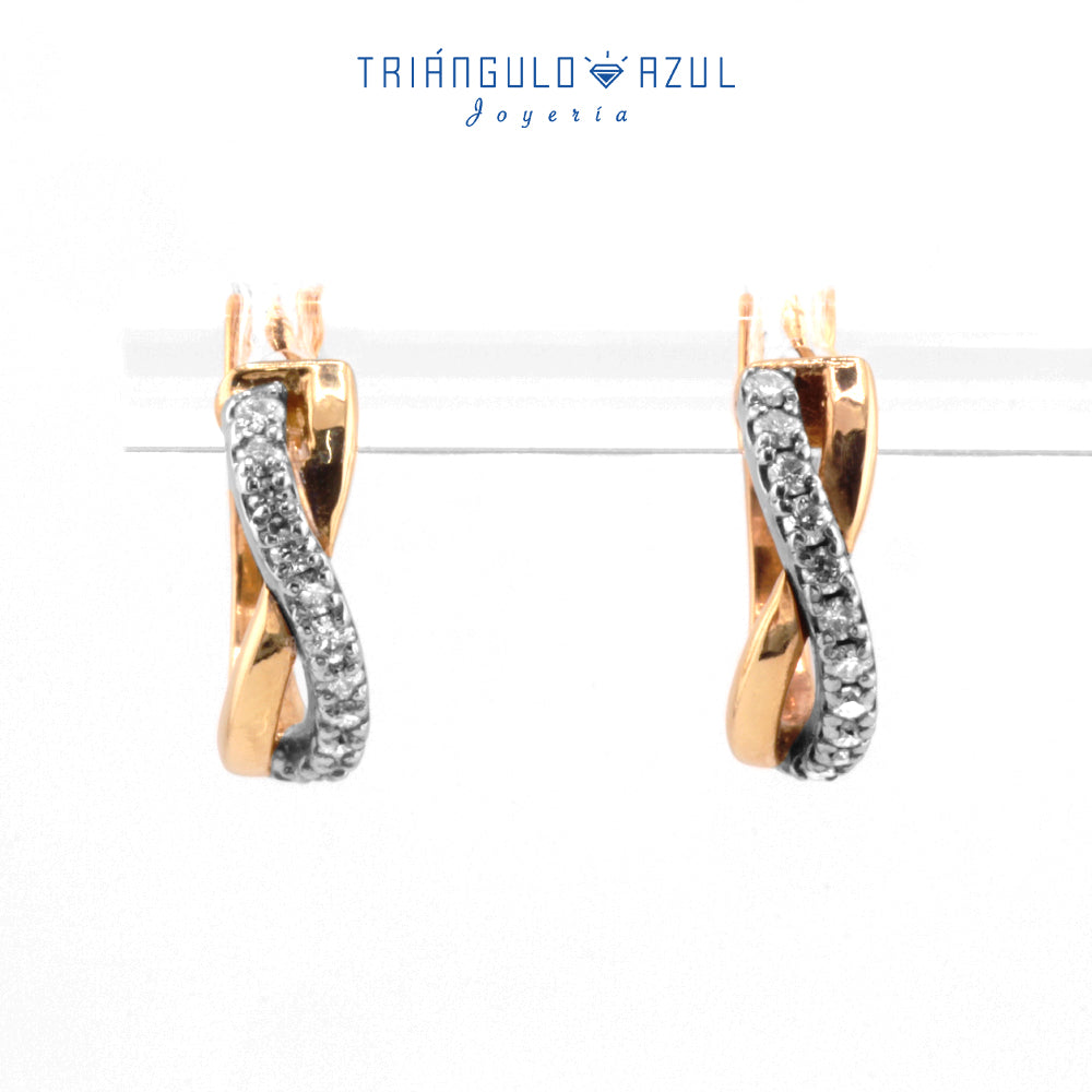 Aretes Cruzados de Diamantes con 0.23 CTS Total en Oro Amarillo y Blanco de 14K
