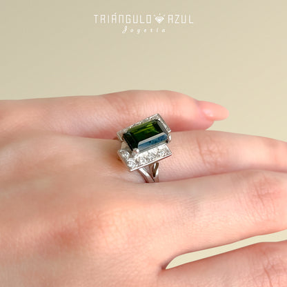 Anillo Vintage de Turmalina Verde con 1.51 CTS Total + Diamantes con 0.30 CTS Total en Plata Paladio