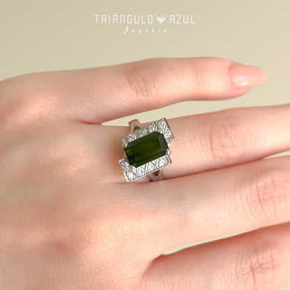 Anillo Vintage de Turmalina Verde con 1.51 CTS Total + Diamantes con 0.30 CTS Total en Plata Paladio