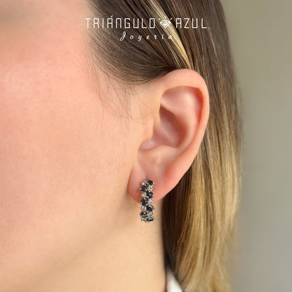 Arracadas de Zafiros con 1.15 CTS Total y Diamantes con 0.60 CTS Total en Oro Blanco de 14K