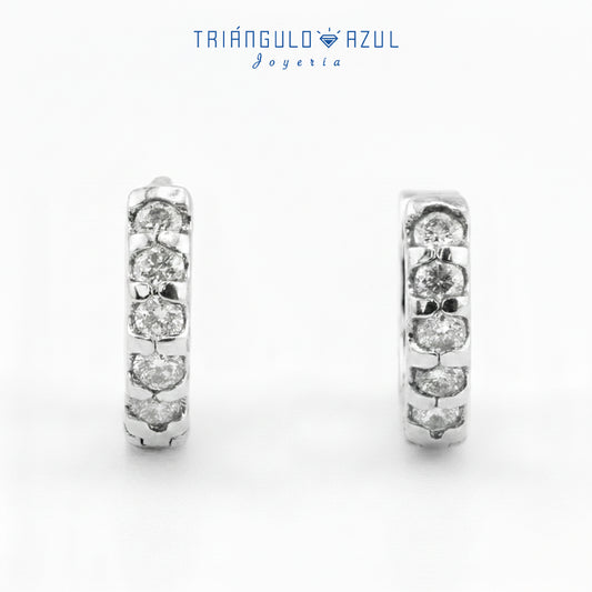 Arracaditas Fer de Diamantes con 0.25 CTS Total en Oro Blanco de 14K