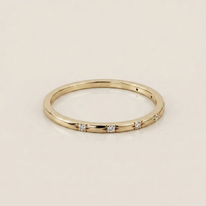 Churumbela con Diamantes en Oro Amarillo de 14K