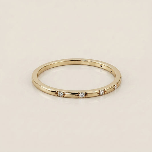 Churumbela con Diamantes en Oro Amarillo de 14K
