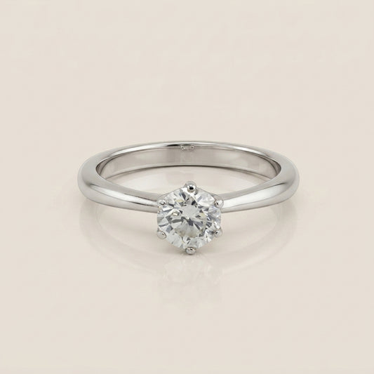 Anillo de Compromiso Solitario en Oro Blanco de 14K