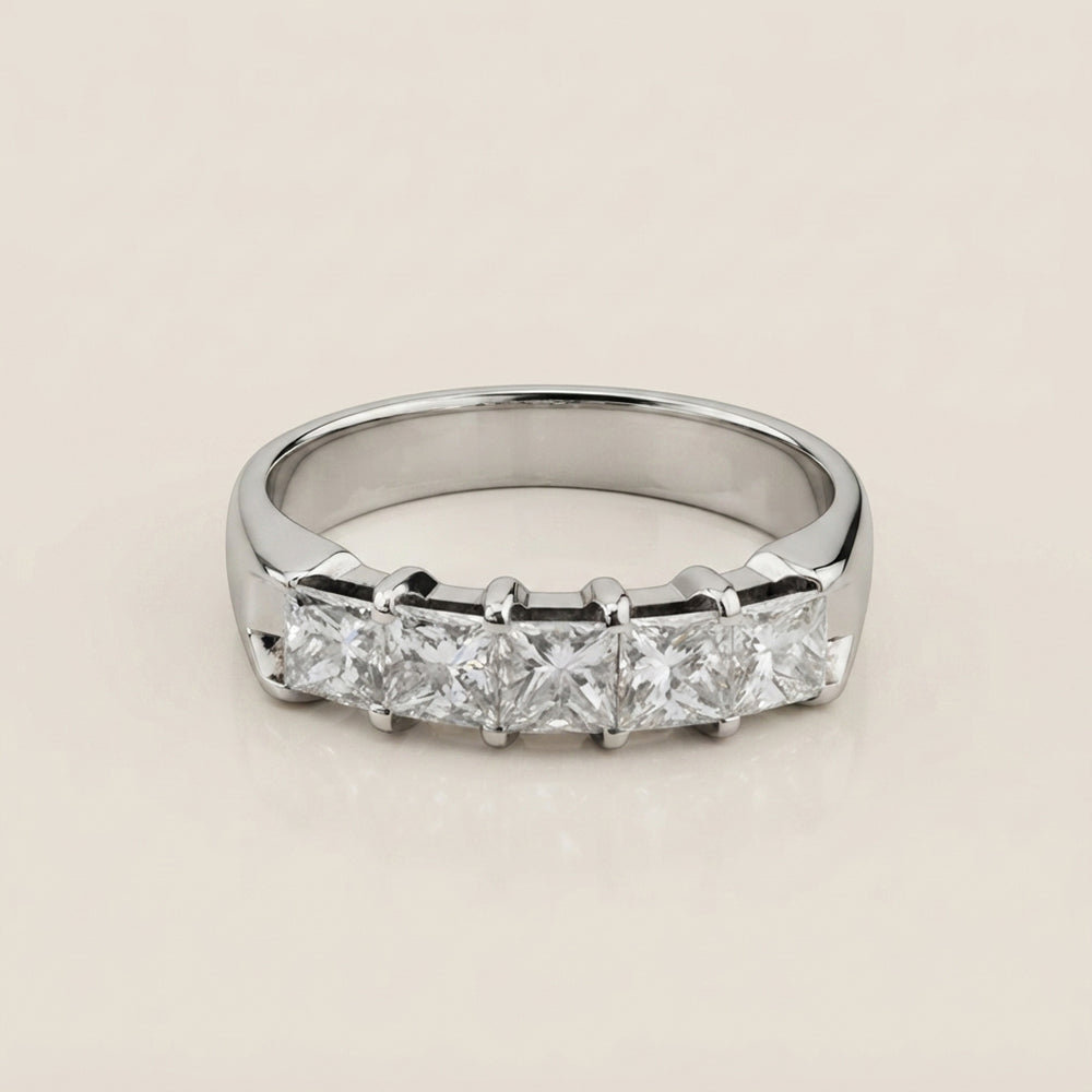 Churumbela con Diamantes en Oro Blanco de 14K