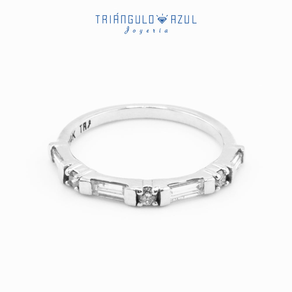 Churumbela Baguette 0.39 CTS Total + Diamantes 0.10 CTS Total en Oro Blanco de 14K