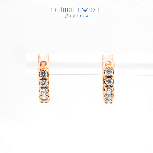 Arracaditas Fer de Diamantes con 0.24 CTS Total en Oro Amarillo de 14K