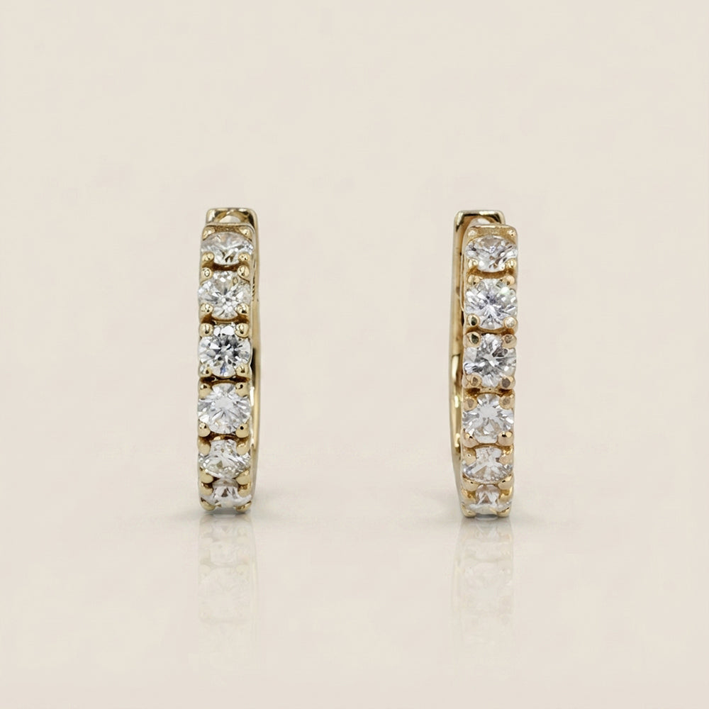 Arracadas Olivia con Diamantes en Oro Amarillo de 14K