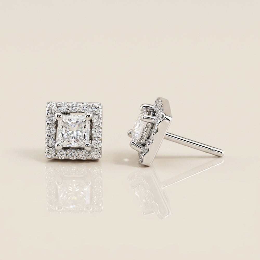 Aretes Halo Princesa de Diamantes con 1.14 CTS Total en Oro Blanco de 14K