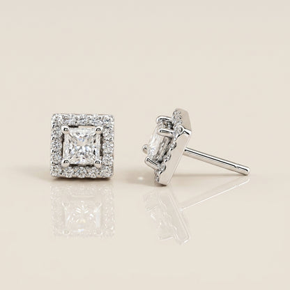 Aretes Halo Princesa de Diamantes con 1.14 CTS Total en Oro Blanco de 14K