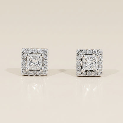Aretes Halo Princesa de Diamantes con 1.14 CTS Total en Oro Blanco de 14K
