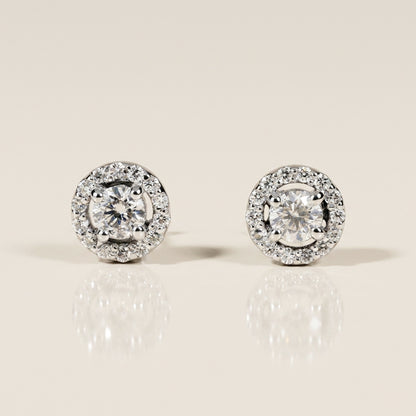 Broqueles Halo de Diamantes en Oro Blanco de 14K