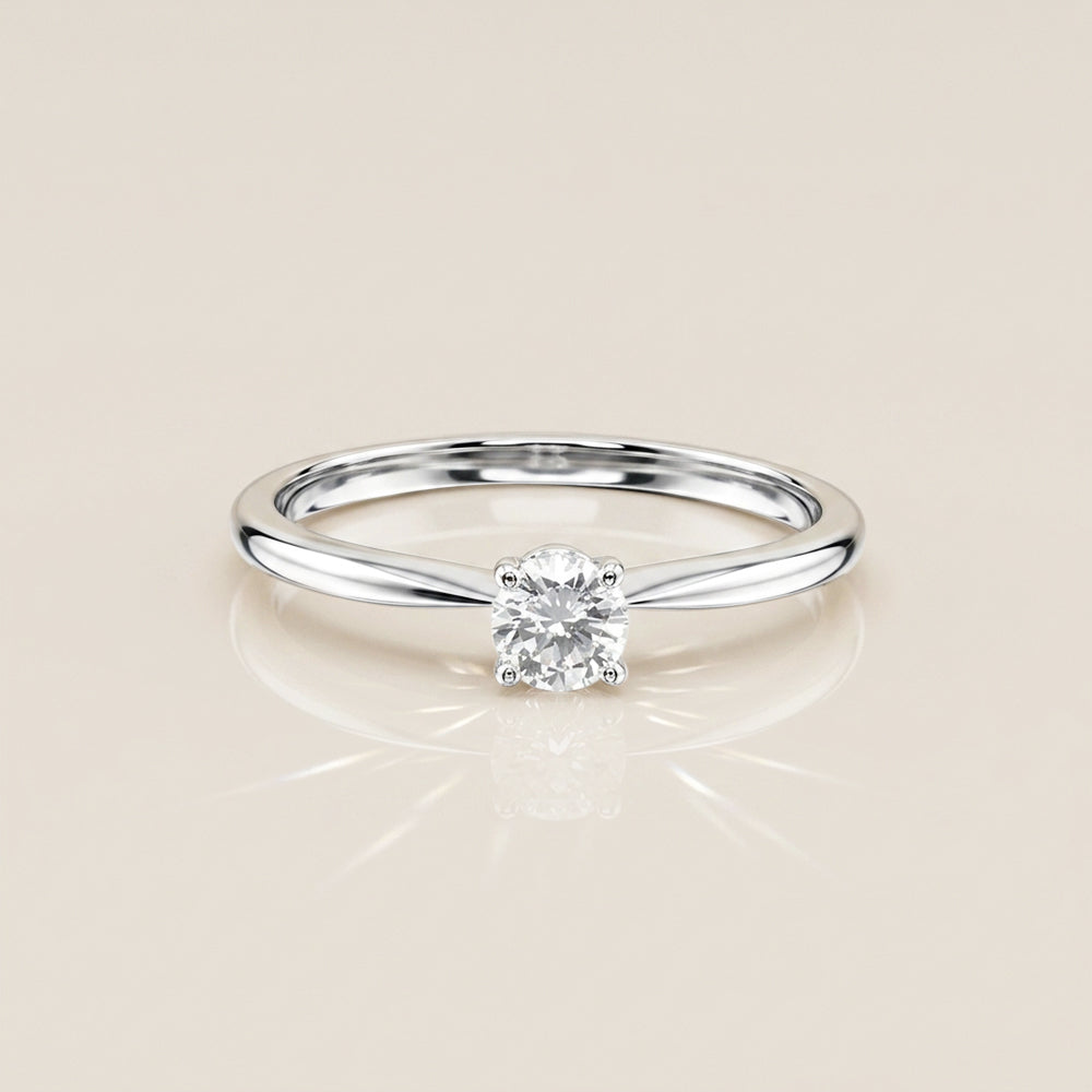 Anillo de Compromiso Solitario en Oro Blanco de 14K