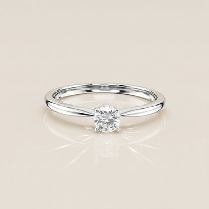 Anillo de Compromiso Solitario en Oro Blanco de 14K
