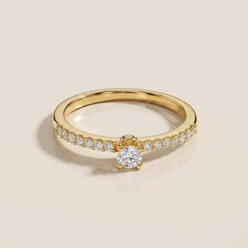 Anillo de Compromiso con Laterales en Oro Amarillo de 14K
