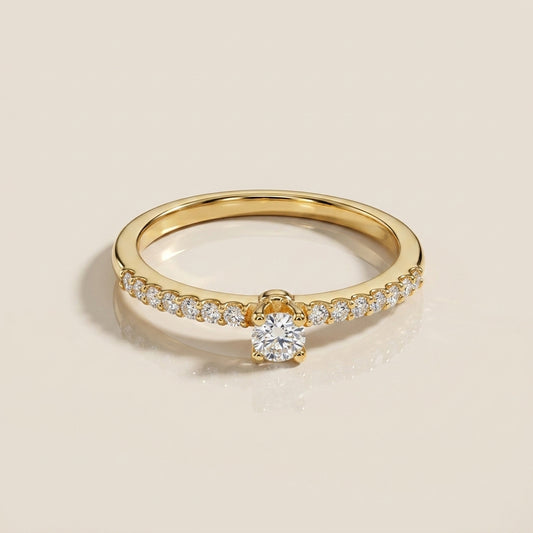 Anillo de Compromiso con Laterales en Oro Amarillo de 14K