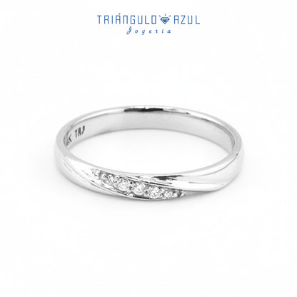 Argolla Con Diseño Media Caña de 3mm de Diamantes con 0.70 CTS Total en Oro Blanco de 14K