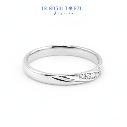 Argolla Con Diseño Media Caña de 3mm de Diamantes con 0.70 CTS Total en Oro Blanco de 14K