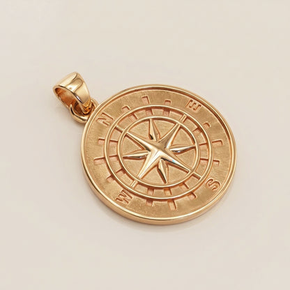 Dije Brújula en Oro Amarillo de 14K