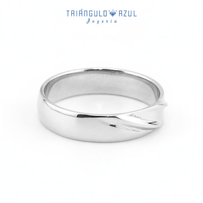 Argolla Con Diseño Media Caña 5mm en Oro Blanco de 14K