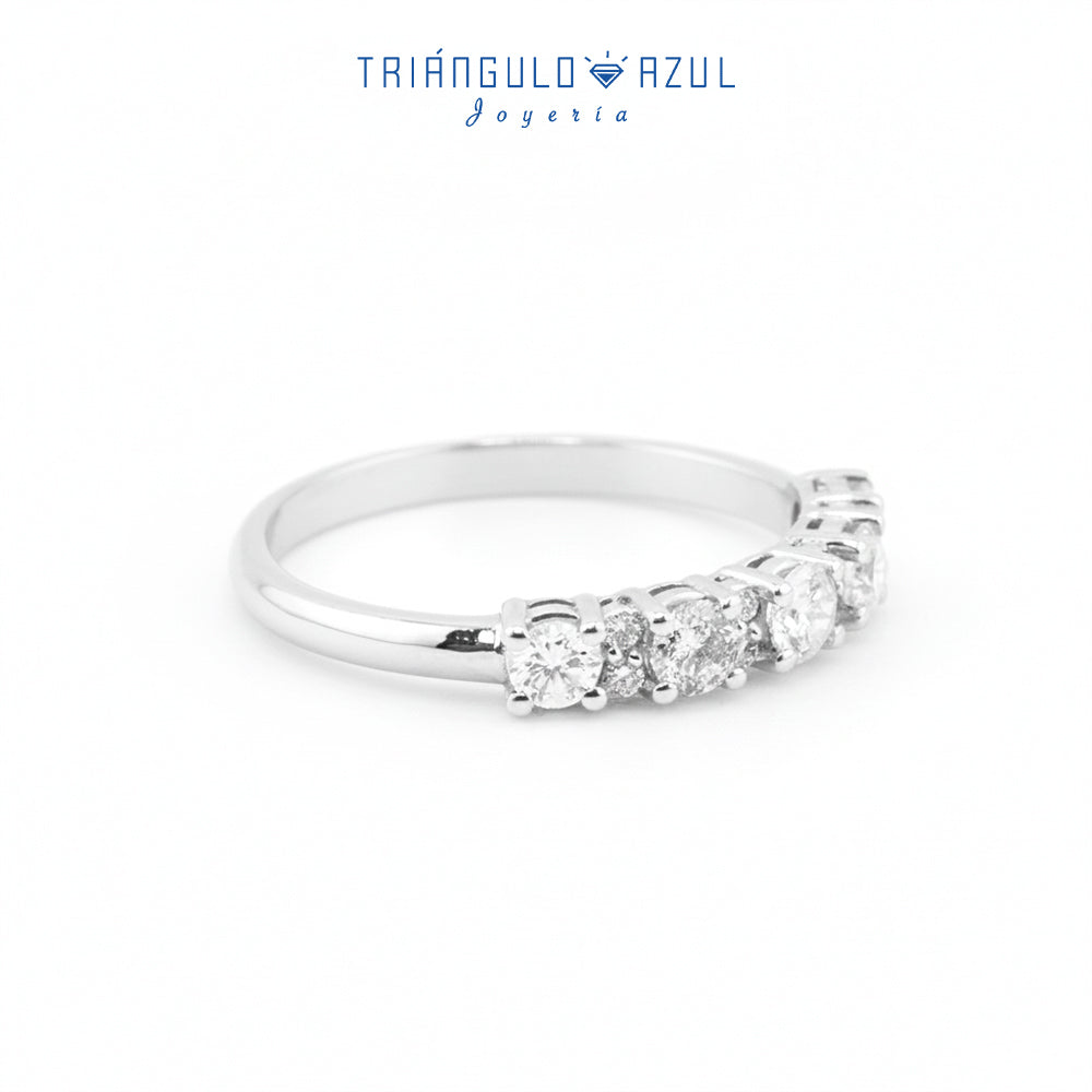 Churumbela Isabel de Diamantes con 0.60 CTS Total en Oro Blanco de 14K