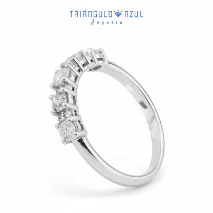 Churumbela Isabel de Diamantes con 0.60 CTS Total en Oro Blanco de 14K