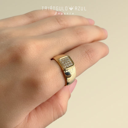 Anillo de Diamantes con 0.24 CTS Total en Oro Amarillo de 14K