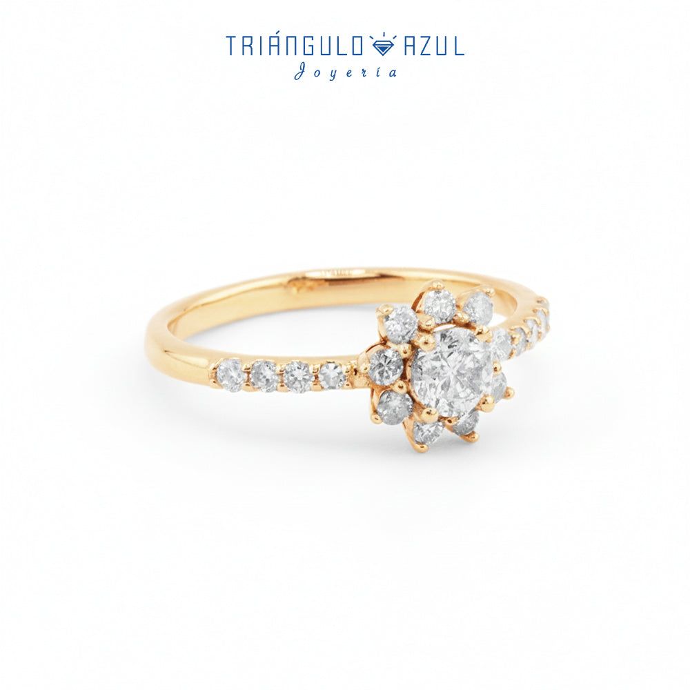 Anillo Estrella de Diamantes con 0.83 CTS Total en Oro Amarillo de 14K