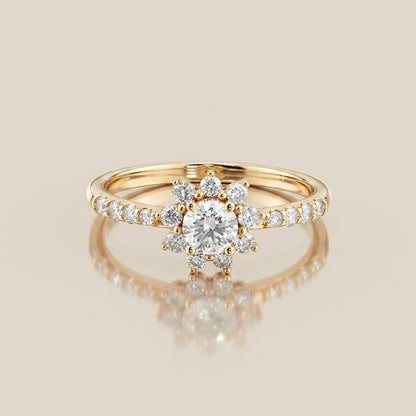 Anillo Estrella de Diamantes en Oro Amarillo de 14K
