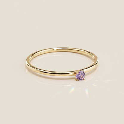 Anillo Solitario de Tanzanita en Oro Amarillo de 14K