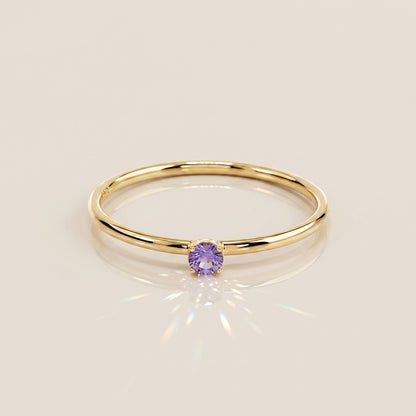 Anillo Solitario de Tanzanita en Oro Amarillo de 14K