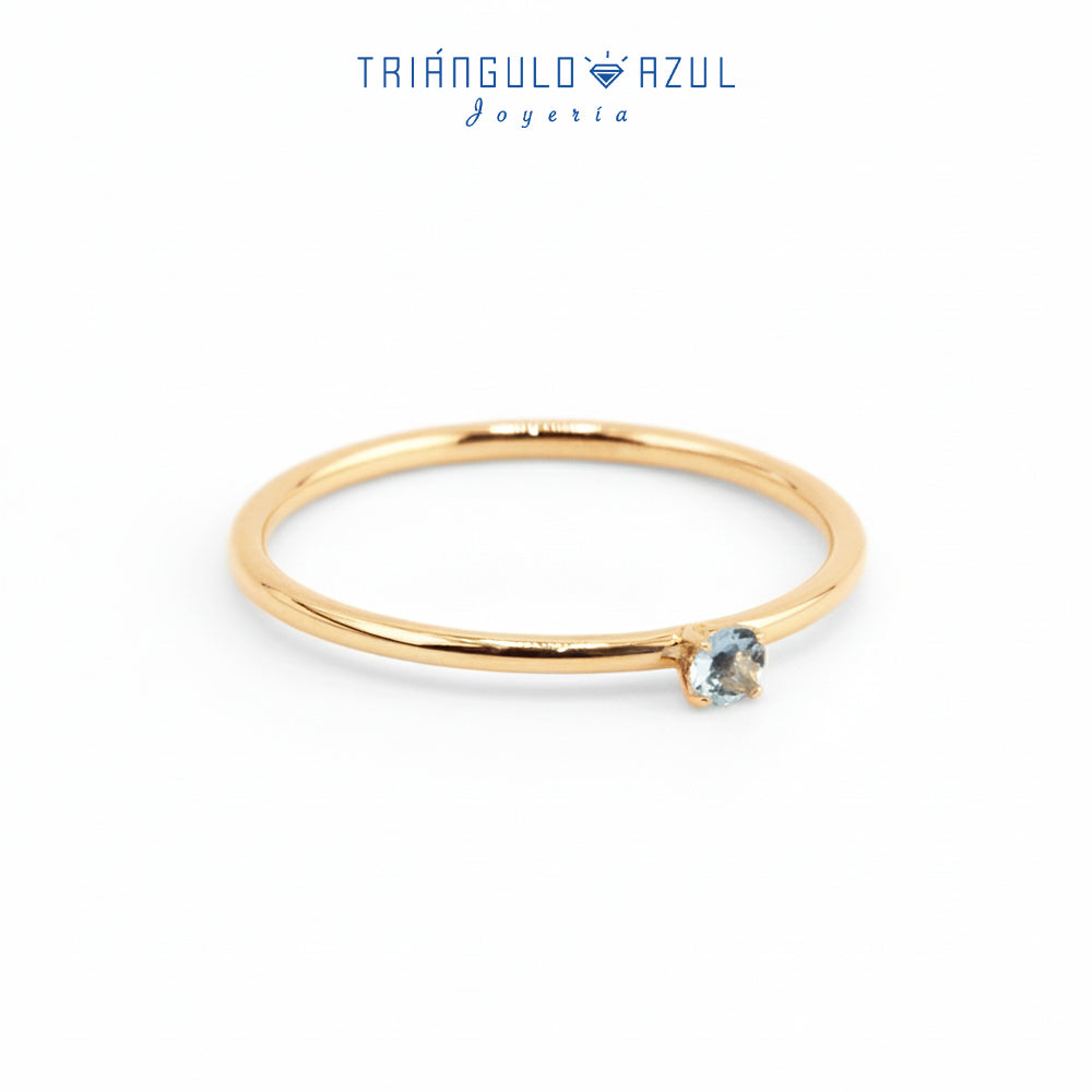 Anillo Solitario de Aquamarina con 0.10 CTS Total en Oro Amarillo de 14K