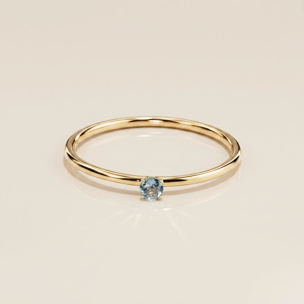 Anillo Solitario de Aquamarina en Oro Amarillo de 14K