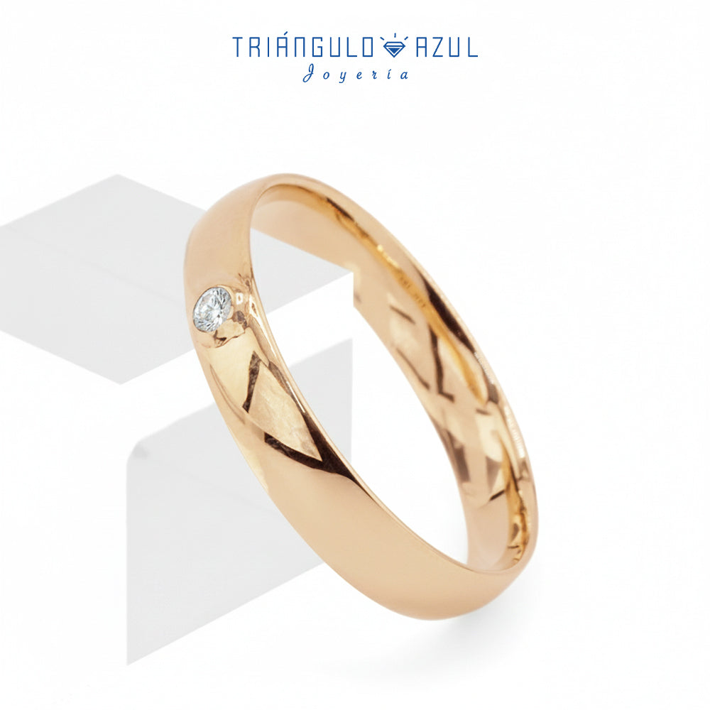 Argolla Caballero de Diamante con 0.04 CTS Total en Oro Amarillo de 14K