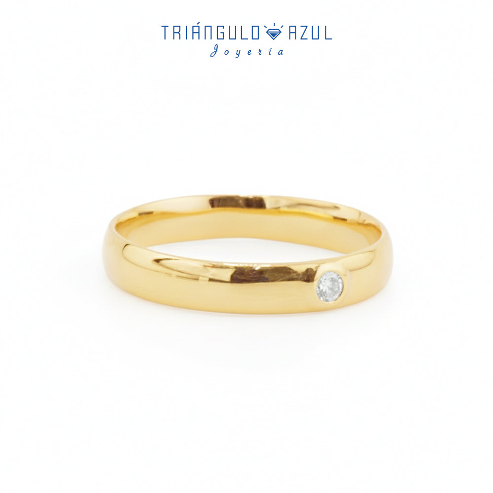 Argolla Dama Media Caña de Diamante con 0.03 CTS Total en Oro Amarillo de 14K