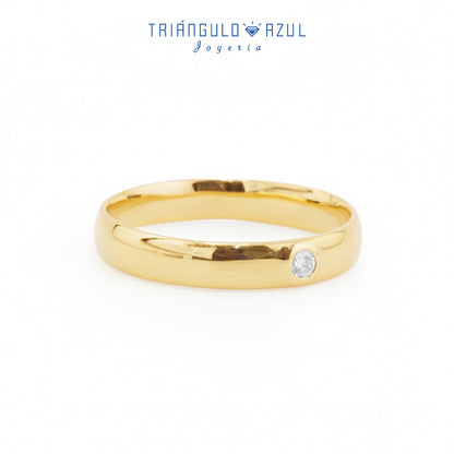 Argolla Dama Media Caña de Diamante con 0.03 CTS Total en Oro Amarillo de 14K