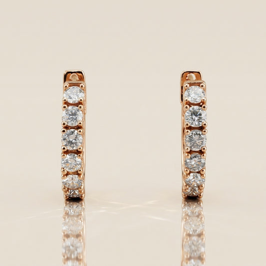 Arracadas Olivia con Diamantes en Oro Amarillo de 14K