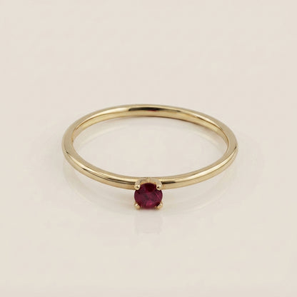 Anillo Cóctel con Rubí en Oro Amarillo de 14K