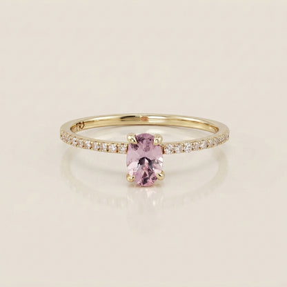 Anillo Cóctel con Zafiro Rosa y Diamantes en Oro Amarillo de 14K
