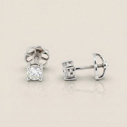Broqueles con Diamantes en Oro Blanco de 14K