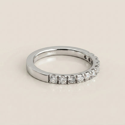 Churumbela Split Prong con Diamantes en Oro Blanco 14K