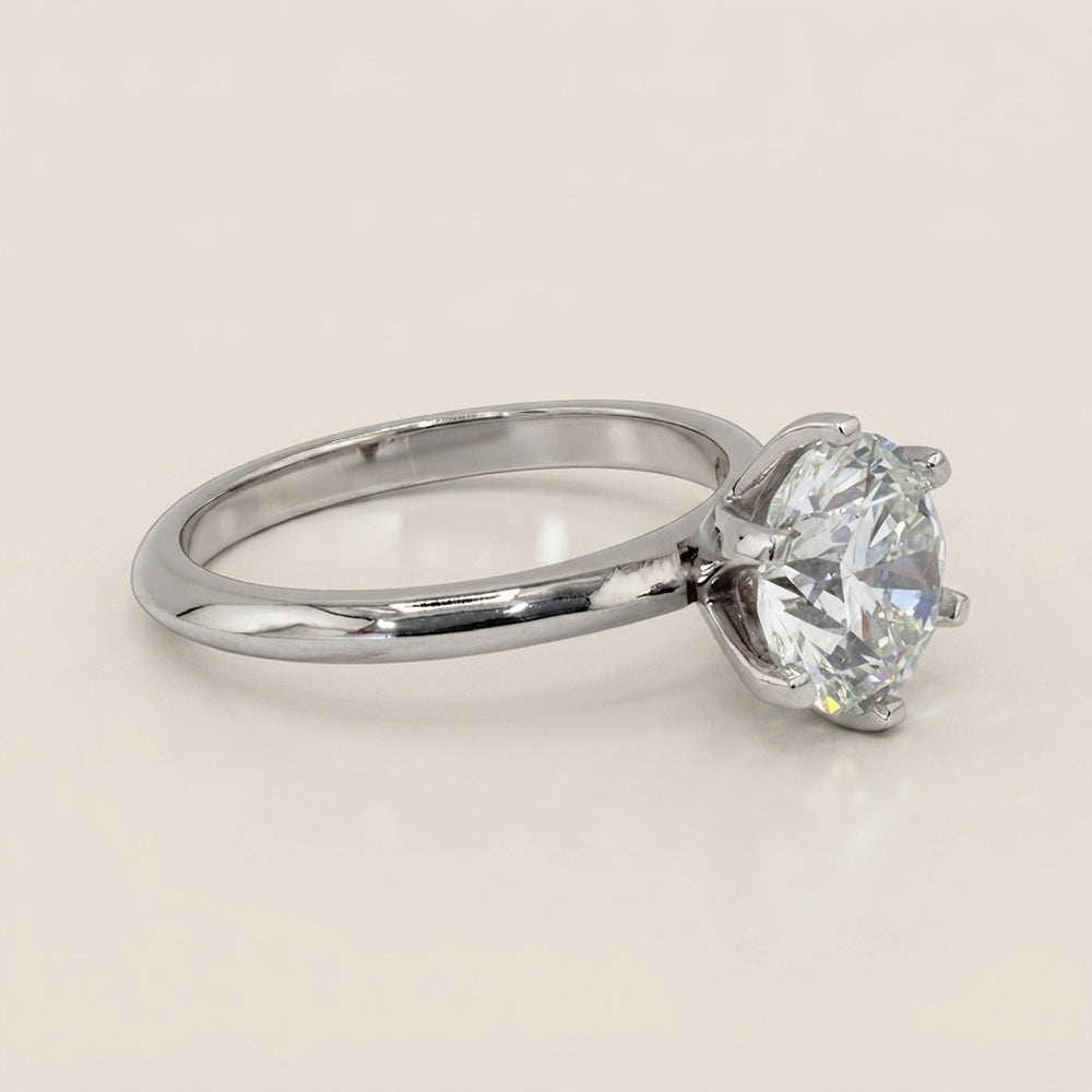 Anillo de Compromiso Solitario en Oro Blanco de 14K (Certificado GIA)